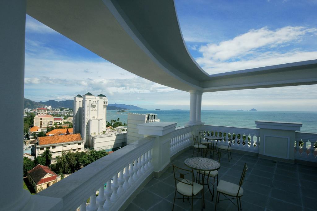Nha Trang Palace Hotel Buitenkant foto