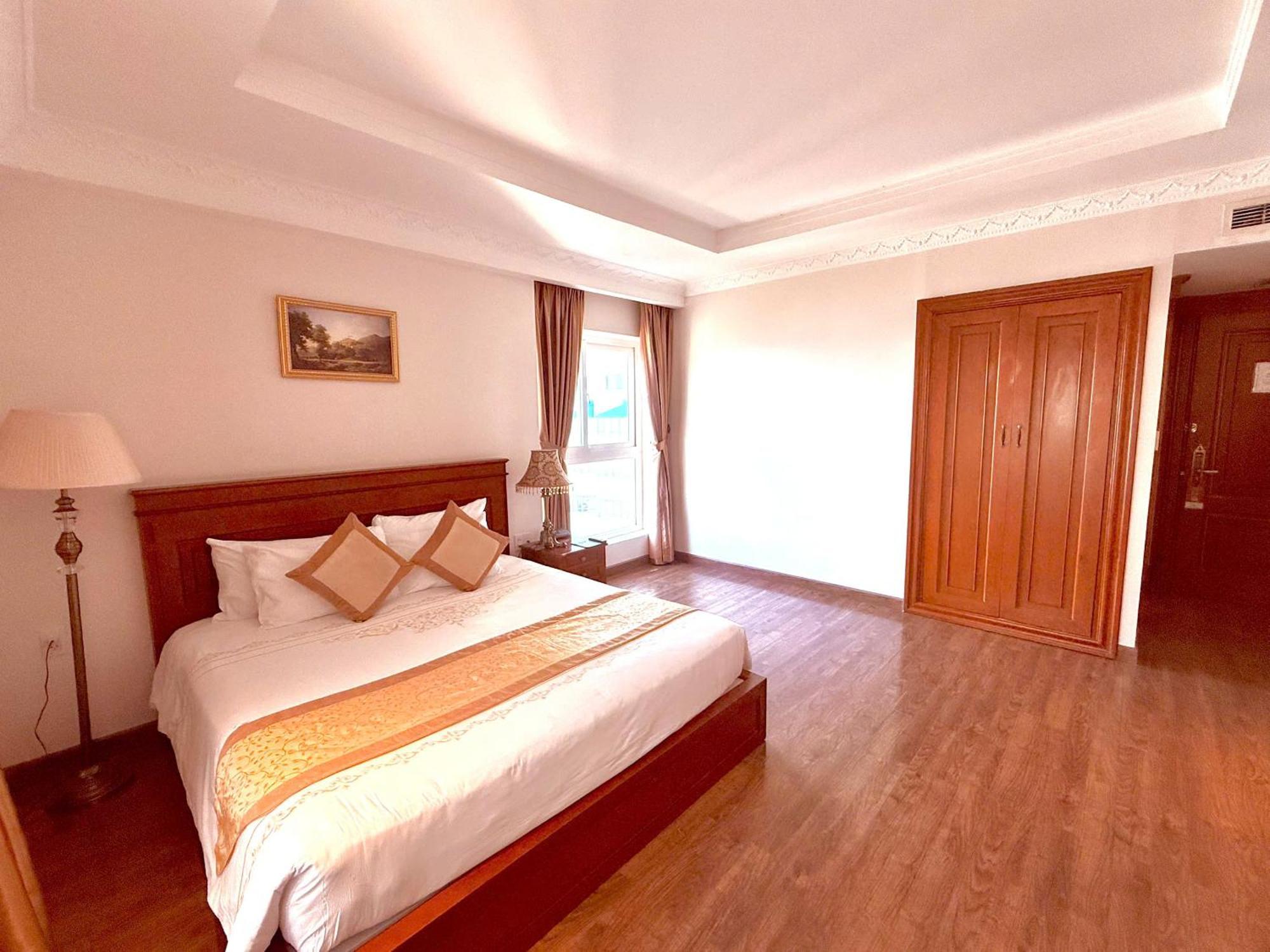 Nha Trang Palace Hotel Buitenkant foto