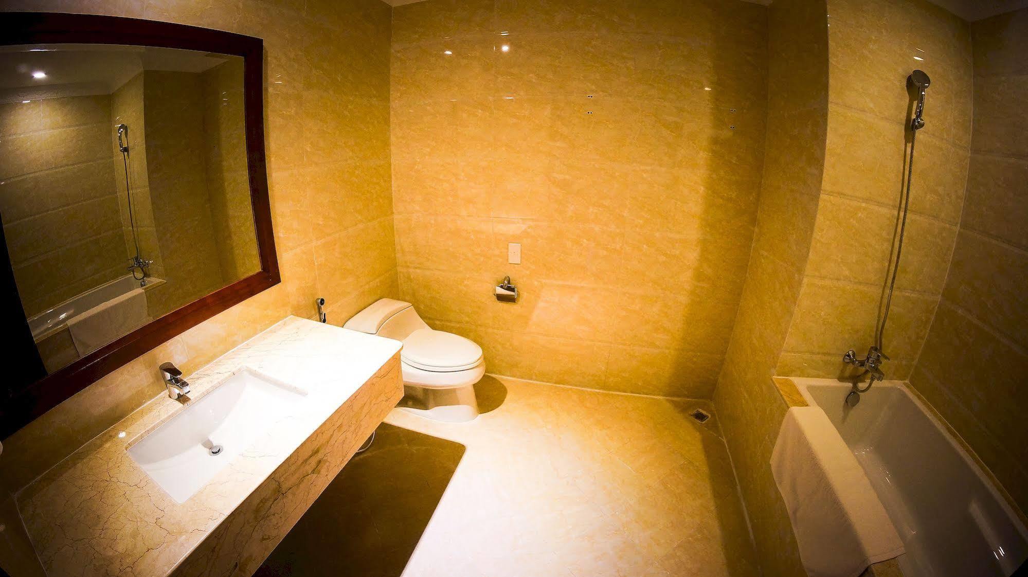 Nha Trang Palace Hotel Buitenkant foto